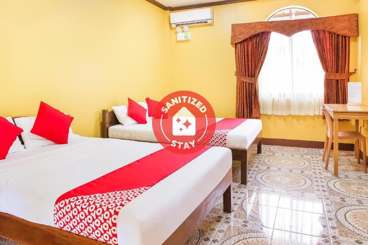 Oyo 422 Villa Emilia Pension House Panglao-stad Buitenkant foto