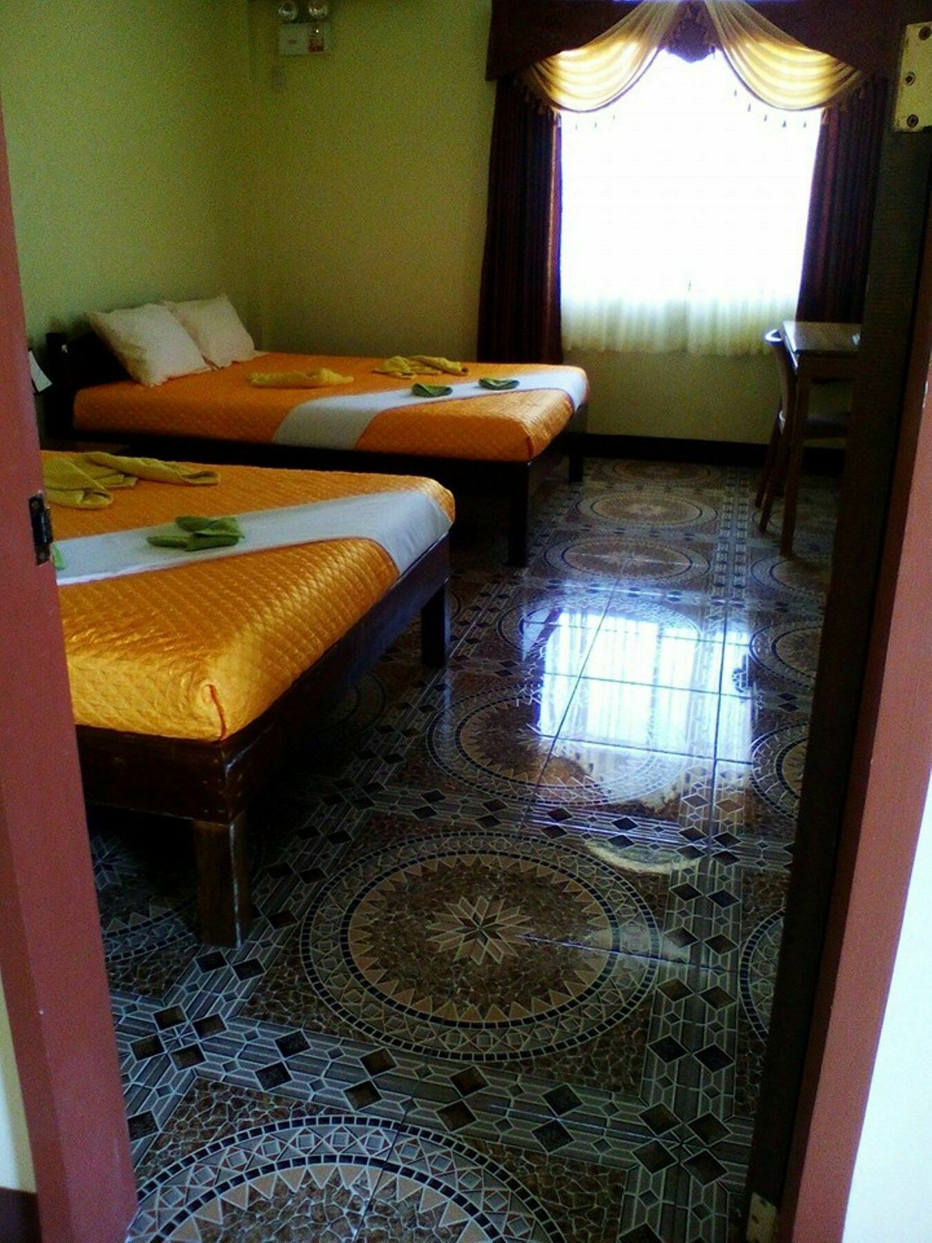 Oyo 422 Villa Emilia Pension House Panglao-stad Buitenkant foto