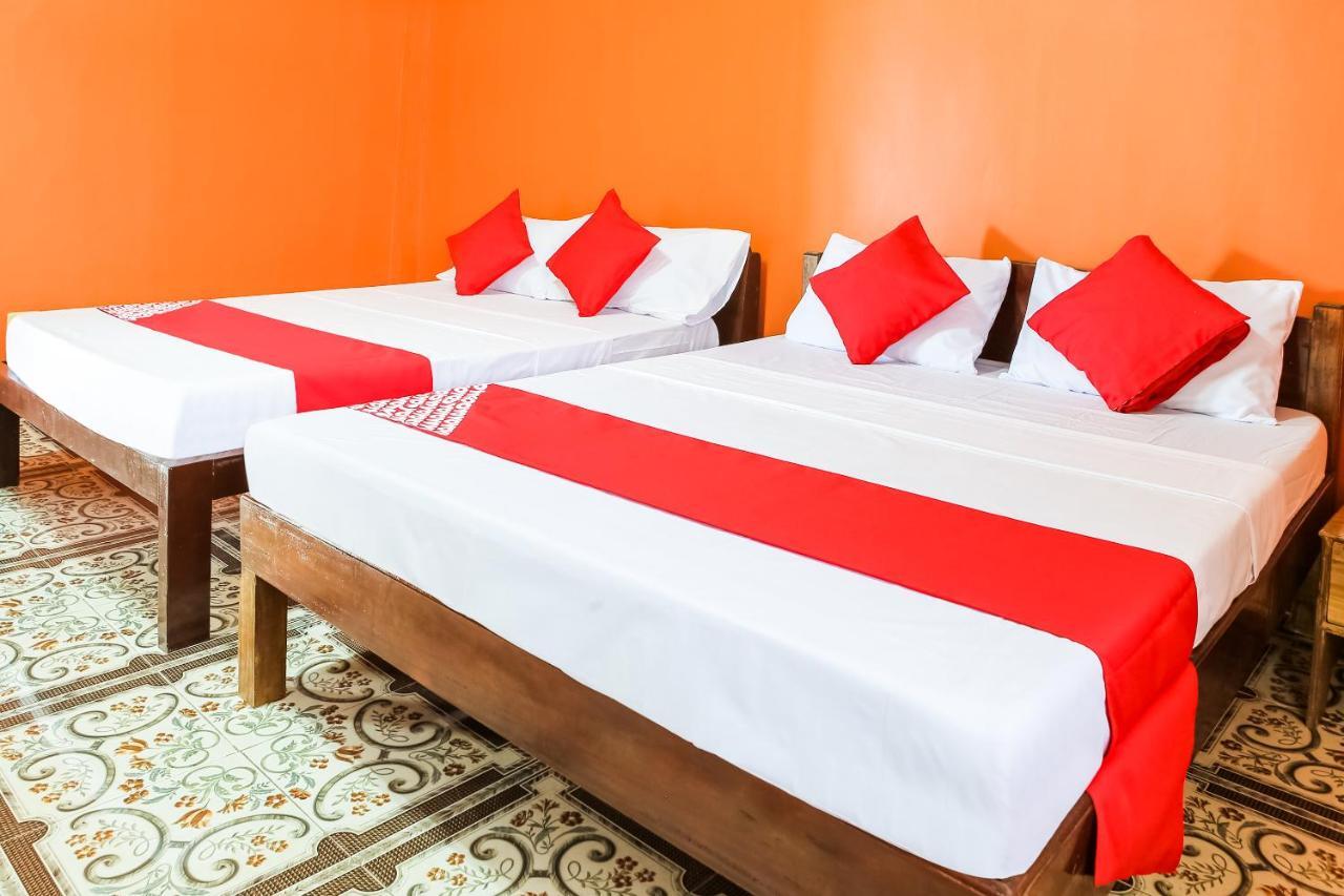 Oyo 422 Villa Emilia Pension House Panglao-stad Buitenkant foto