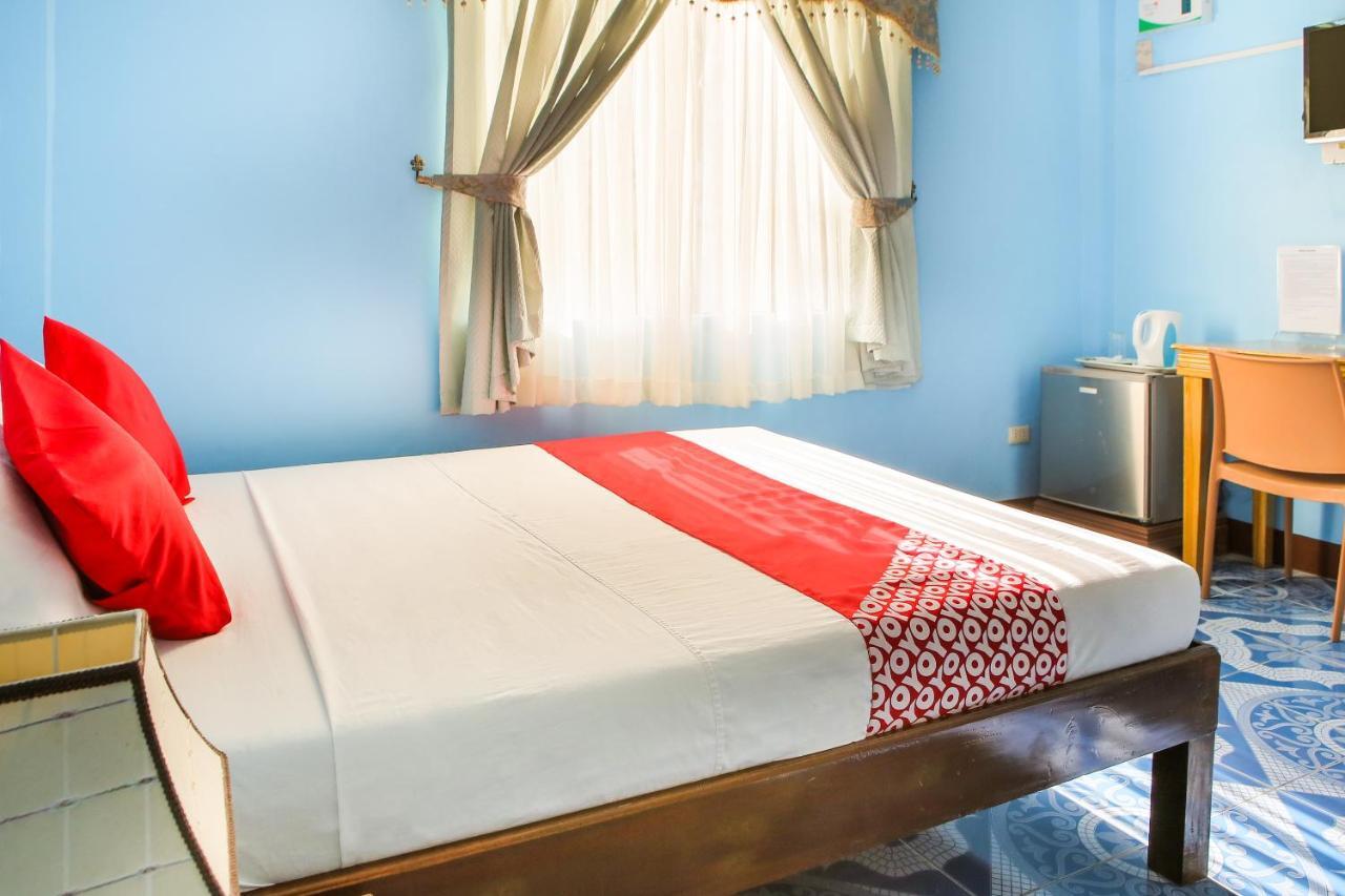 Oyo 422 Villa Emilia Pension House Panglao-stad Buitenkant foto