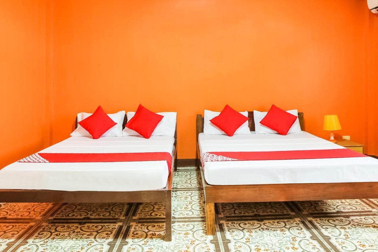 Oyo 422 Villa Emilia Pension House Panglao-stad Buitenkant foto